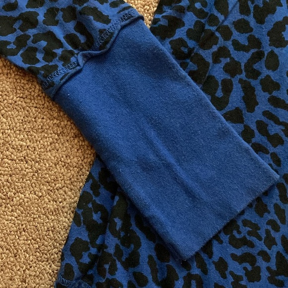 Self Esteem Leopard print long sleeve shirt-juniors medium - Picture 2 of 6